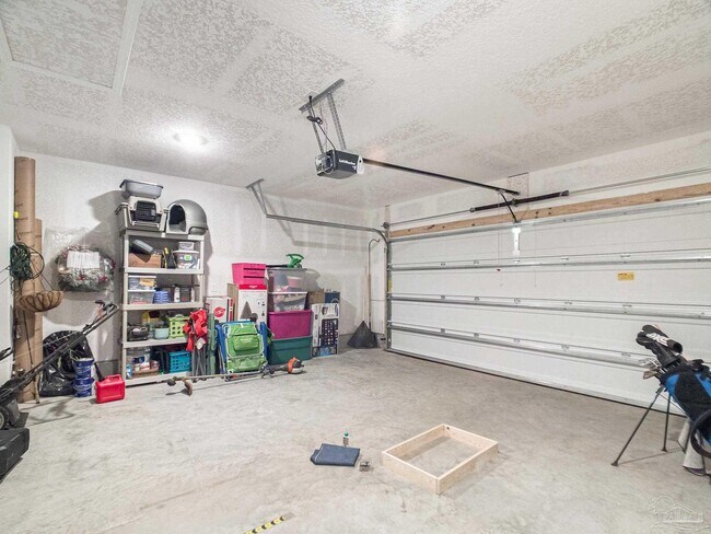 Building Photo - 10505 Queens Gate Cir