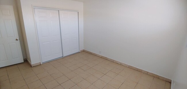 Building Photo - 5240 Pebble Beach Blvd