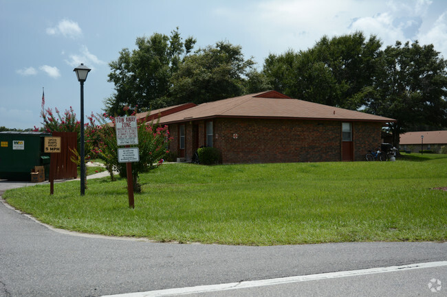 Primary Photo - East Lake Apartments