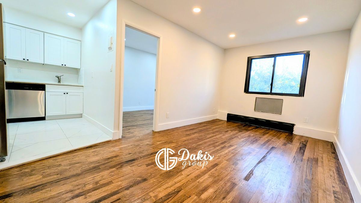 Building Photo - 25-33 23rd Street, DG1