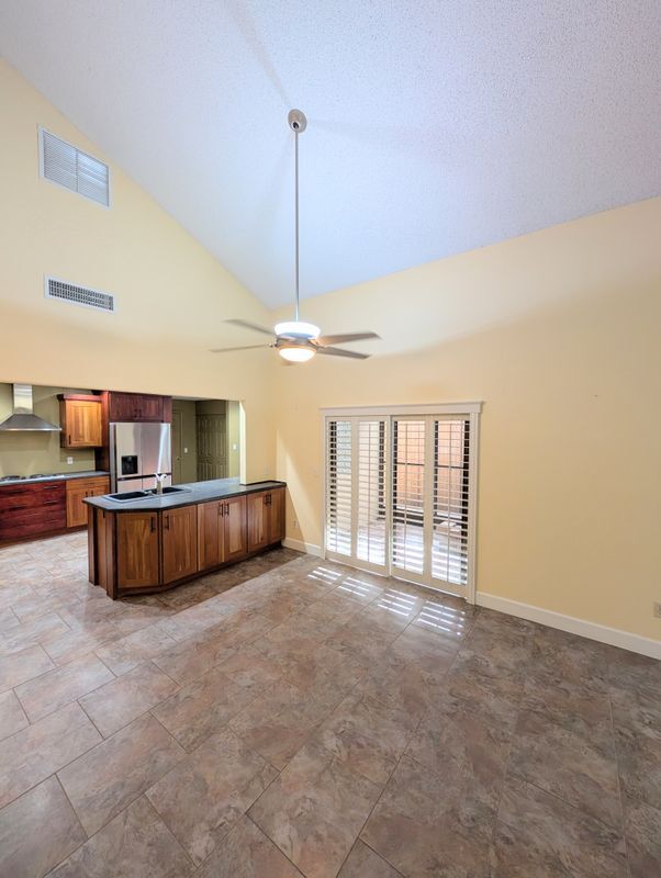 Building Photo - 1154 W Winged Foot Cir