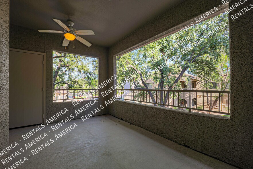 Building Photo - 15050 N Thompson Peak Pkwy
