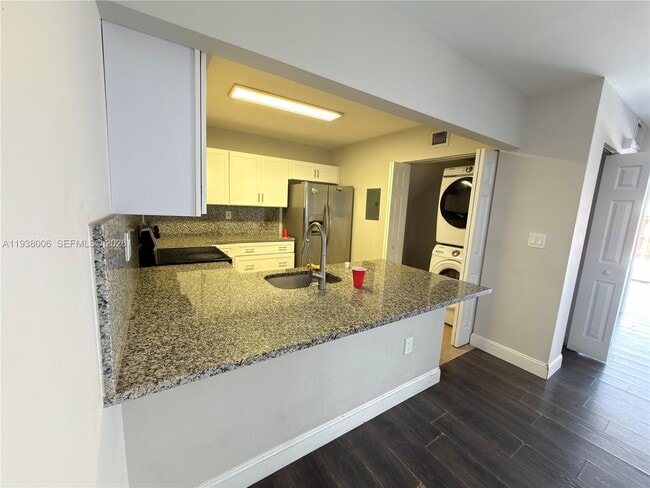 Building Photo - 15400 SW 81st Cir Ln