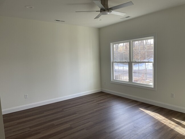 Building Photo - 1013 Ohio St