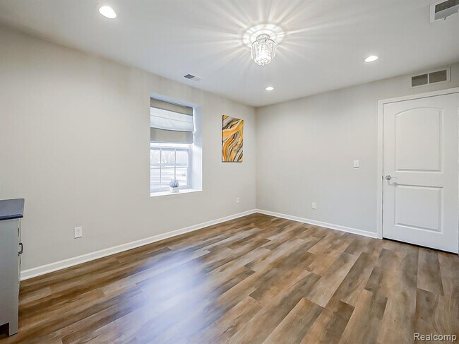 Building Photo - 47707 Alden Terrace N