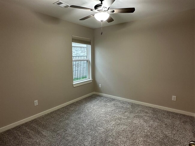 Building Photo - 2629 Bernadino Dr