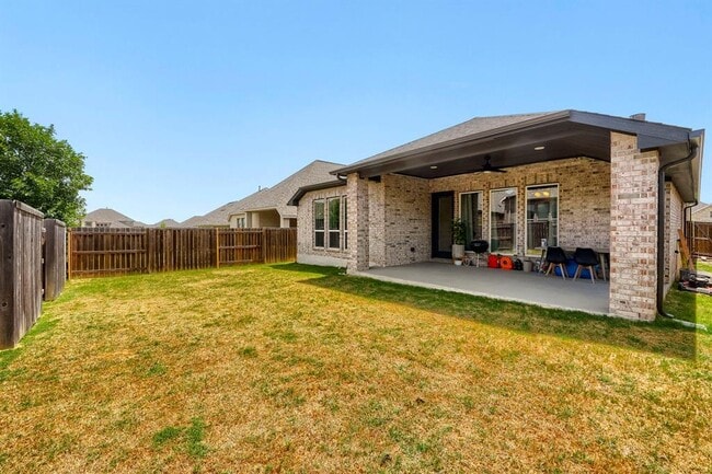 Building Photo - 308 Fawn Riv Run