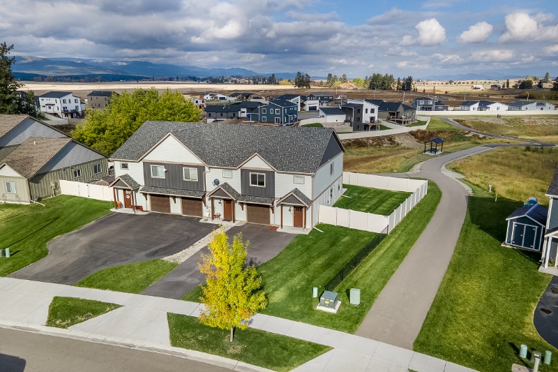 Building Photo - 967 N Camas Ln