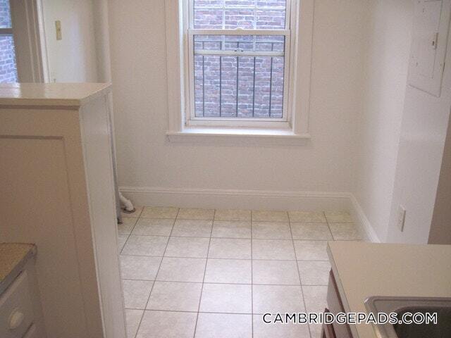 Building Photo - 18 Chauncy St