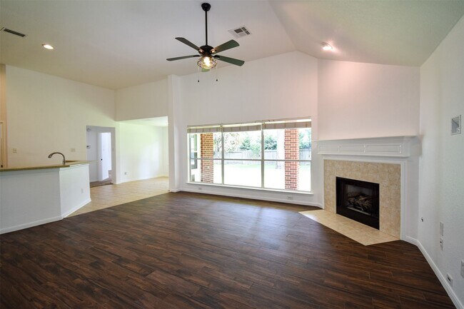 Building Photo - 34 S Rambling Ridge Pl