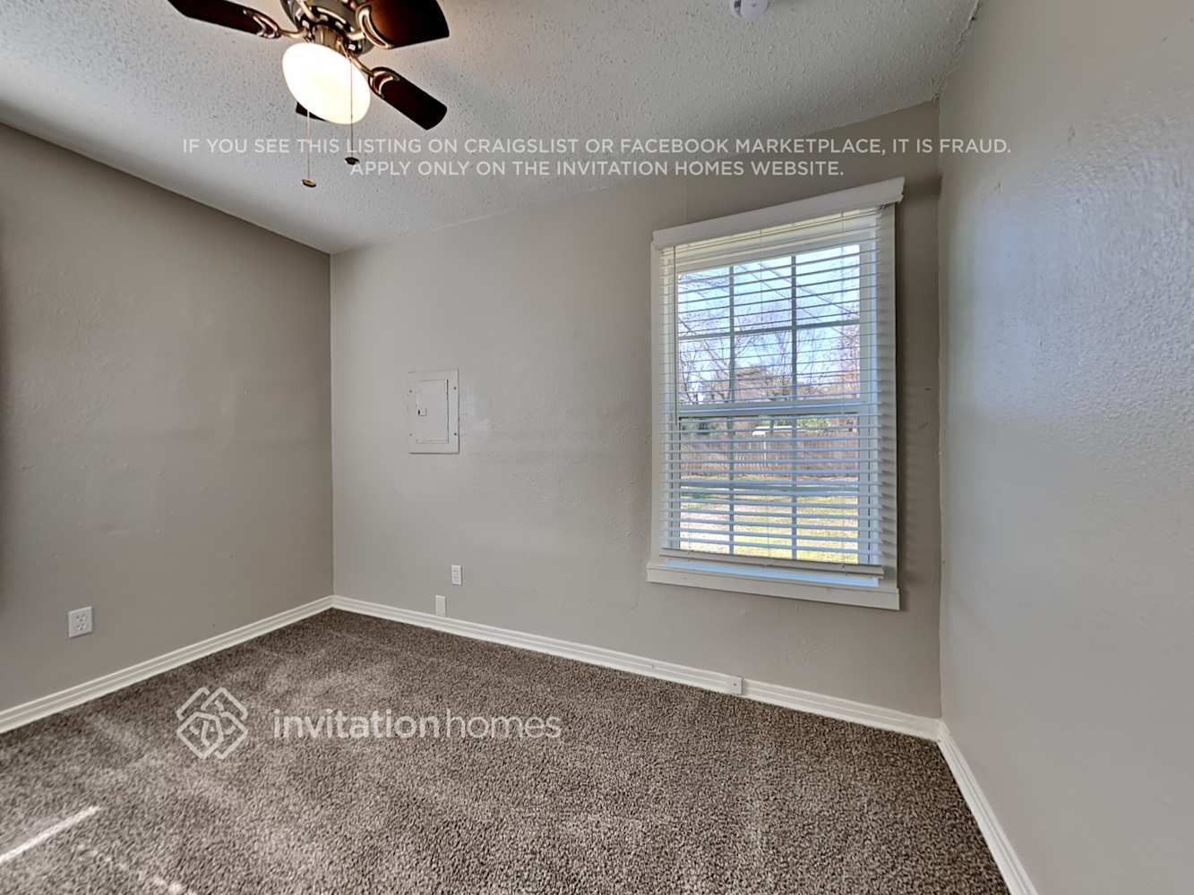 Building Photo - 4824 Lyndon Dr