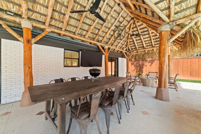 Building Photo - 5727 Capello Dr