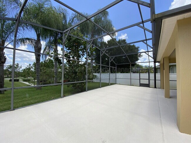 Building Photo - 13131 Penshurst Ln