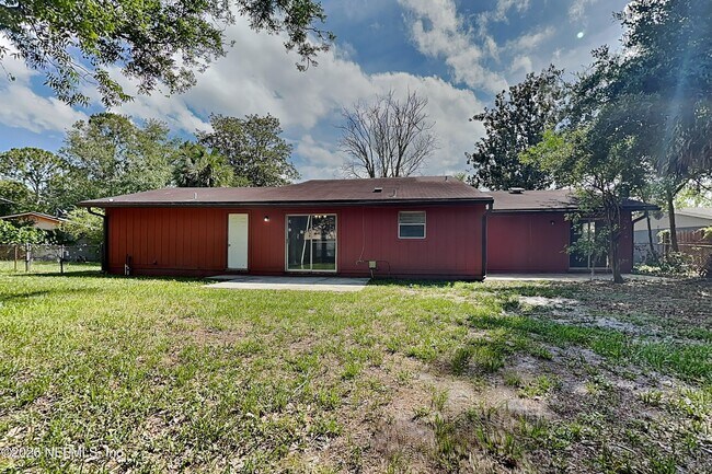 Building Photo - 2804 Canyon Ct