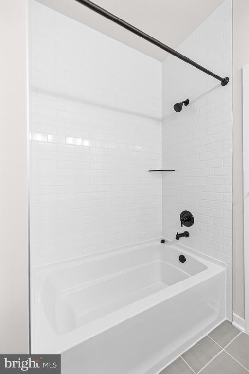 Building Photo - 6236 Folly Ln