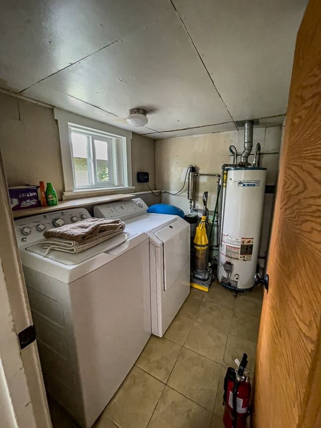 Building Photo - Arnold House