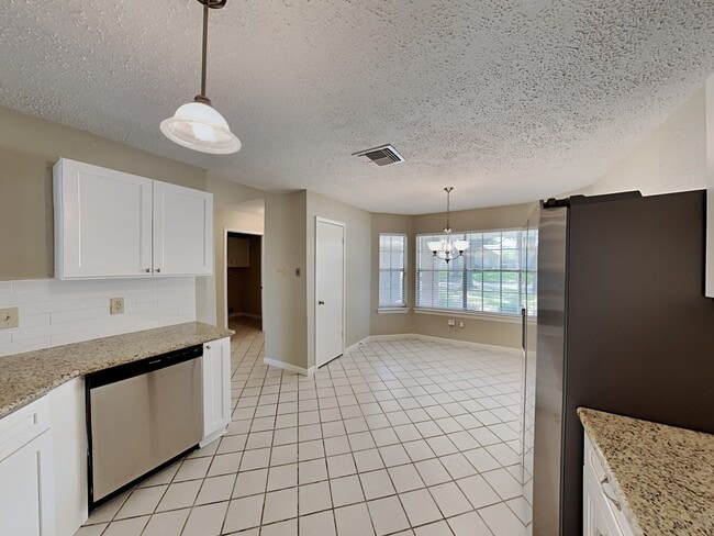 Building Photo - 6610 Bellfield Manor Ln