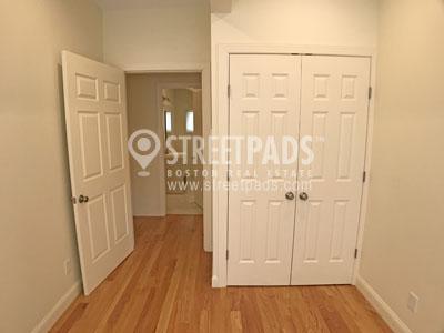 Building Photo - 2 bedroom in Cambridge MA 02138