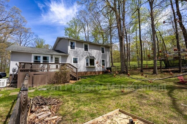 Building Photo - 6197 Edwards Dr