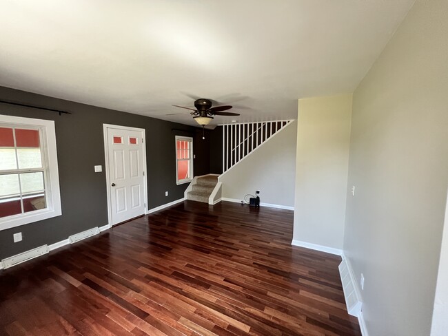 Building Photo - 12159 Dixie Hwy