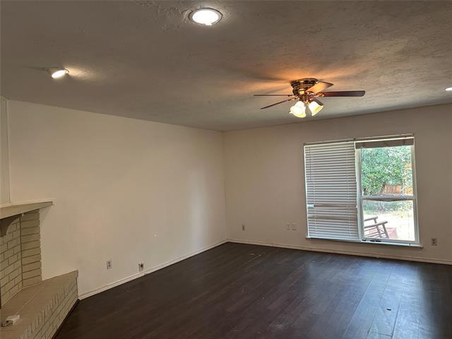 Building Photo - 553 Hightrail Dr