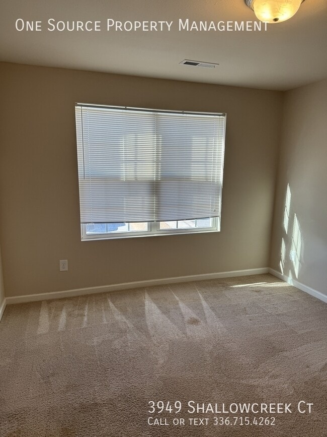 Building Photo - 3949 Shallowcreek Ct