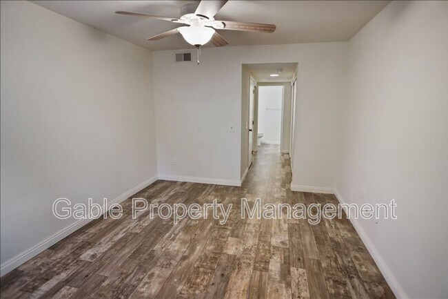 Building Photo - 24526 W Nicklaus Dr