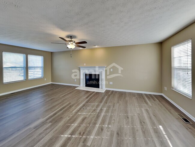 Building Photo - 368 Locust Forge Ln