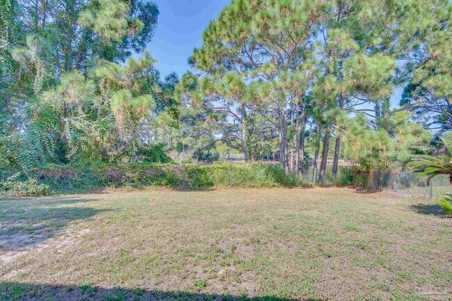 Building Photo - 2029 Shadow Lake Dr