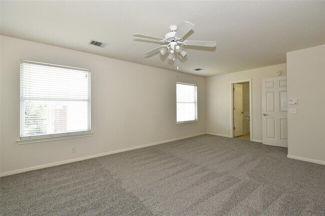 Building Photo - 16807 Luckenwald Dr