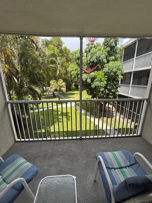 Building Photo - 4025 N Federal Hwy