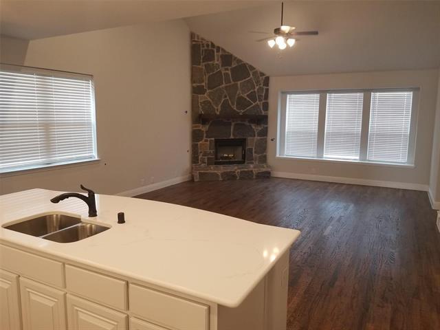 Building Photo - 2113 Burke Dr