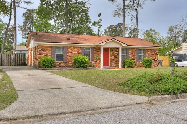 Building Photo - Brick Ranch in Columbia County