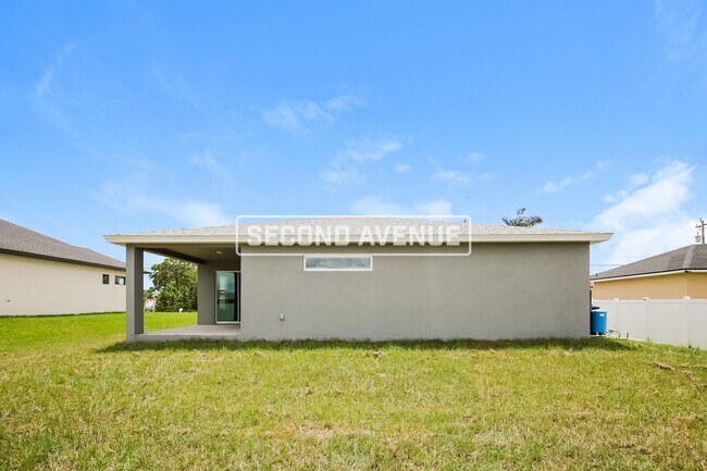 Building Photo - 3908 23rd St SW