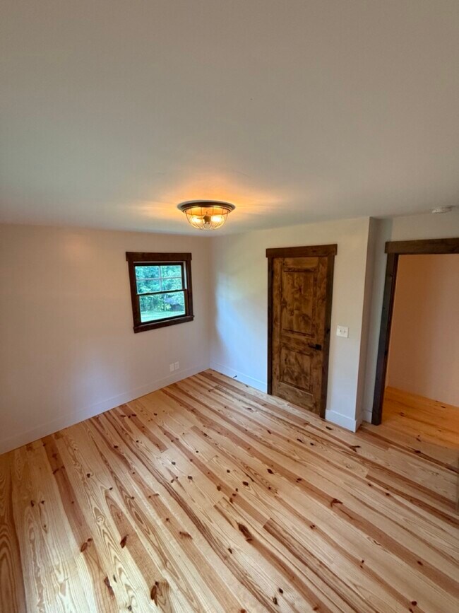 Building Photo - 233 Ranchwood Trail