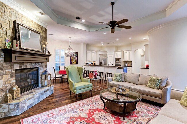 Building Photo - 13323 Brentonwood Ln