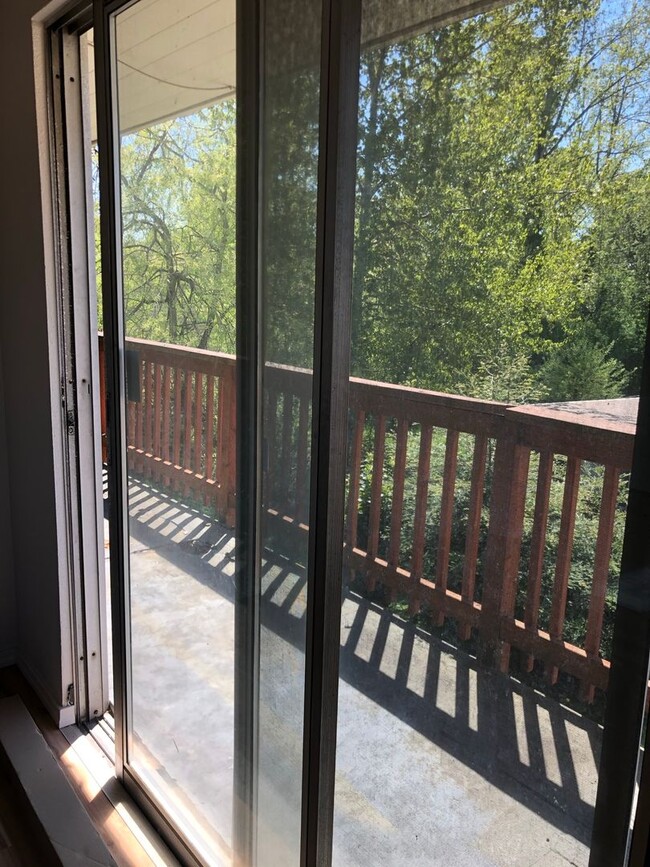 Building Photo - New Construction. Brand New large 2 bedroo...