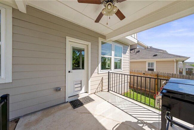 Building Photo - 11104 El Capitan Dr
