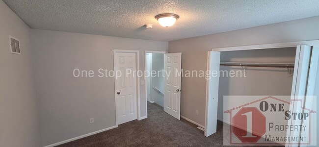 Building Photo - Beautiful 3 Bedroom 1 Bathroom in Independence!