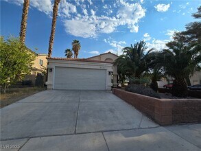 Building Photo - 6624 W Chardonay Way