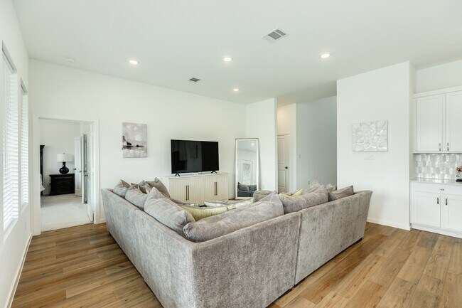 Building Photo - 2618 Jasper Oaks Dr