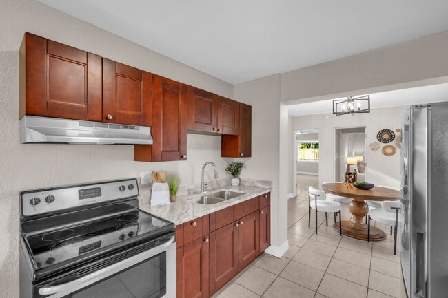 Building Photo - Available NOW