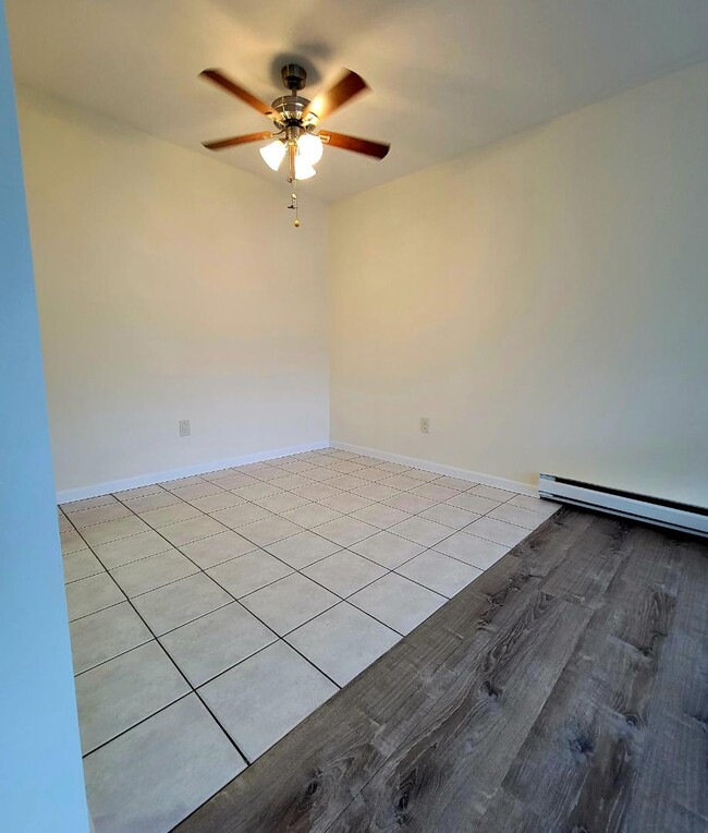 Building Photo - 50 Athens Ct