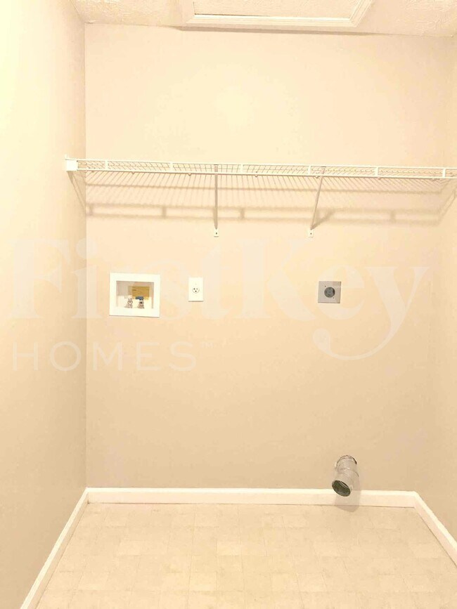 Building Photo - 12 Amelia Park Dr