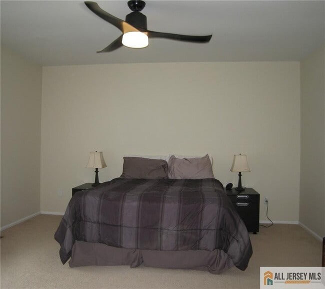 Building Photo - 141 Grantham Dr