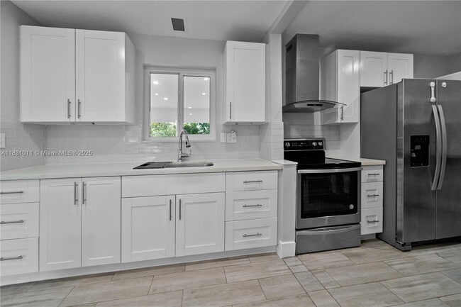 Building Photo - 16400 SW 100th Ct