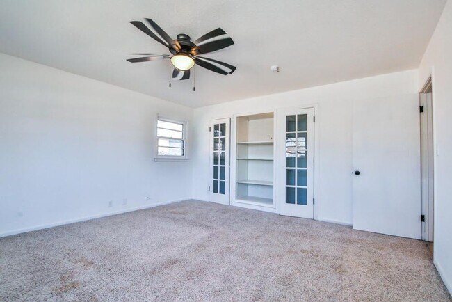 Building Photo - PRE-LEASING: Beautifully Updated 3 Bedroom Home