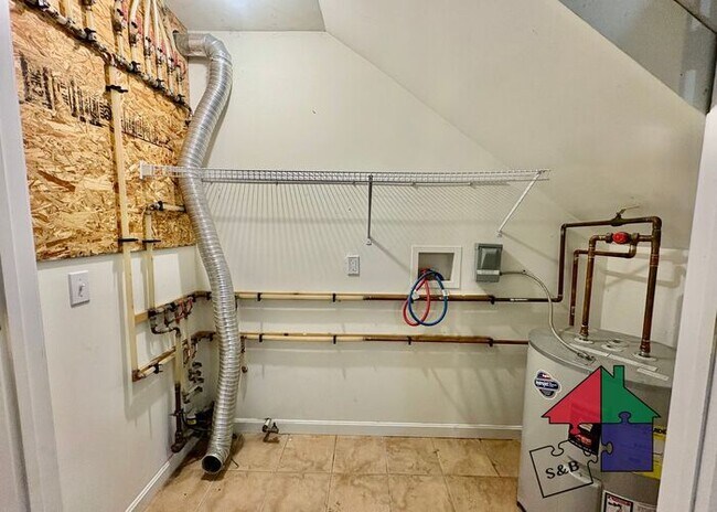 Building Photo - Gorgeous Pet Friendly Milton 3 Bedroom - Attached Garage and Patio!
