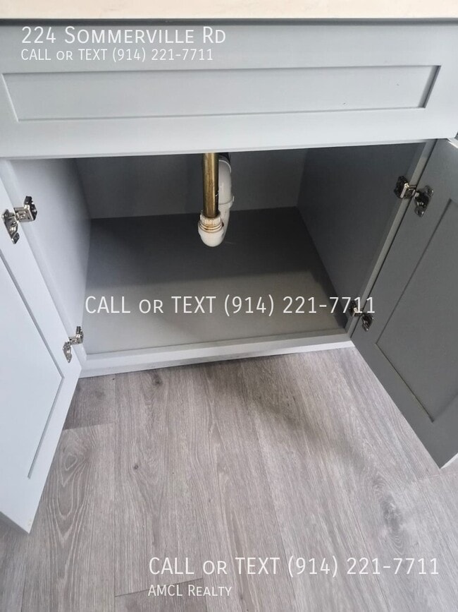 Building Photo - 224 Sommerville Pl