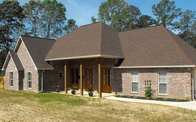 Building Photo - 147 Smithbrook Rd